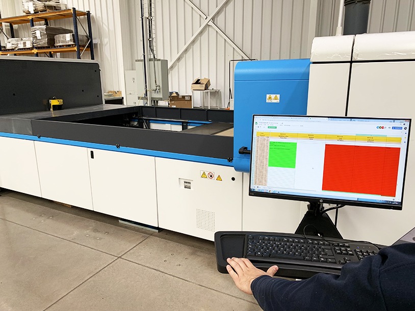 Operator schedule computer station eliminating paper for HP 17000