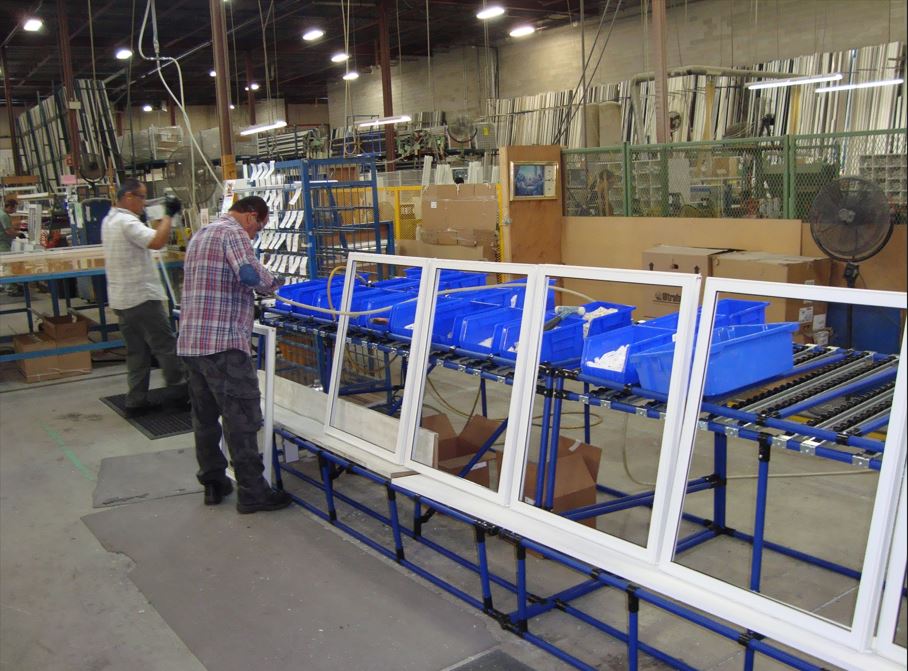 Flexpipe Structure Holding Cabinet Frames