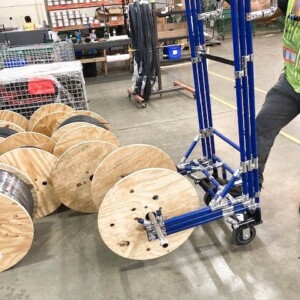 Transport hand truck for reels