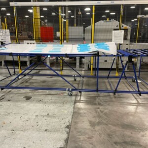 Working table for large material