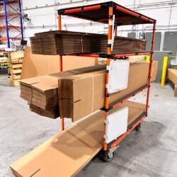 Exemple of a Flexpipe cart in a warehouse