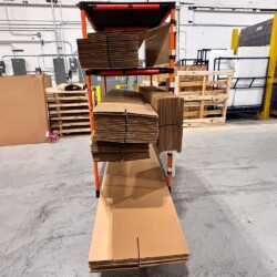 Exemple of a Flexpipe cart in a warehouse